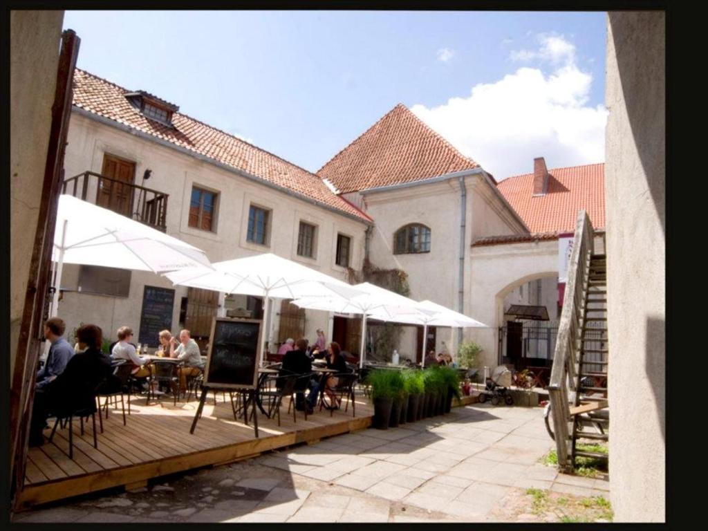 Seven Fridays Guest House Vilnius Exterior photo