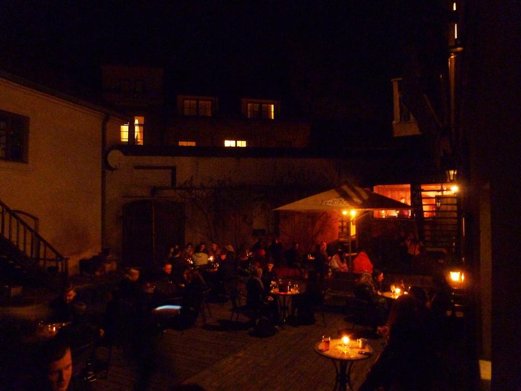 Seven Fridays Guest House Vilnius Exterior photo